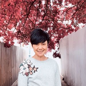 Meet your Posher, Dinah